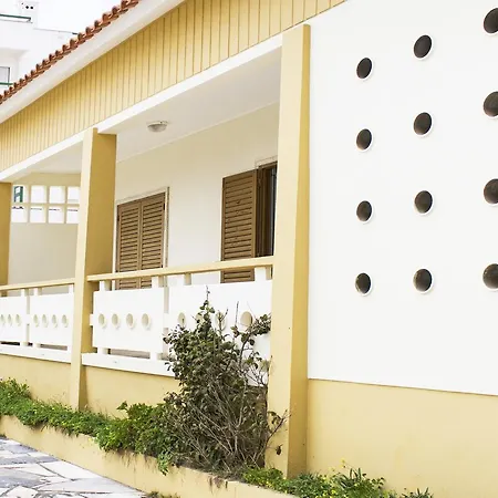 בית נופש Casa Avo Lai ויירה דה לייריה
